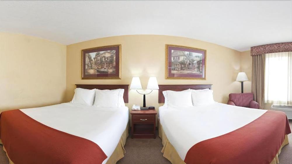 Holiday Inn Express Hotel & Suites Maryville By Ihg Exterior foto