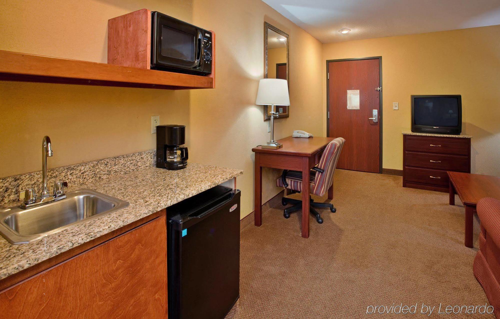 Holiday Inn Express Hotel & Suites Maryville By Ihg Quarto foto
