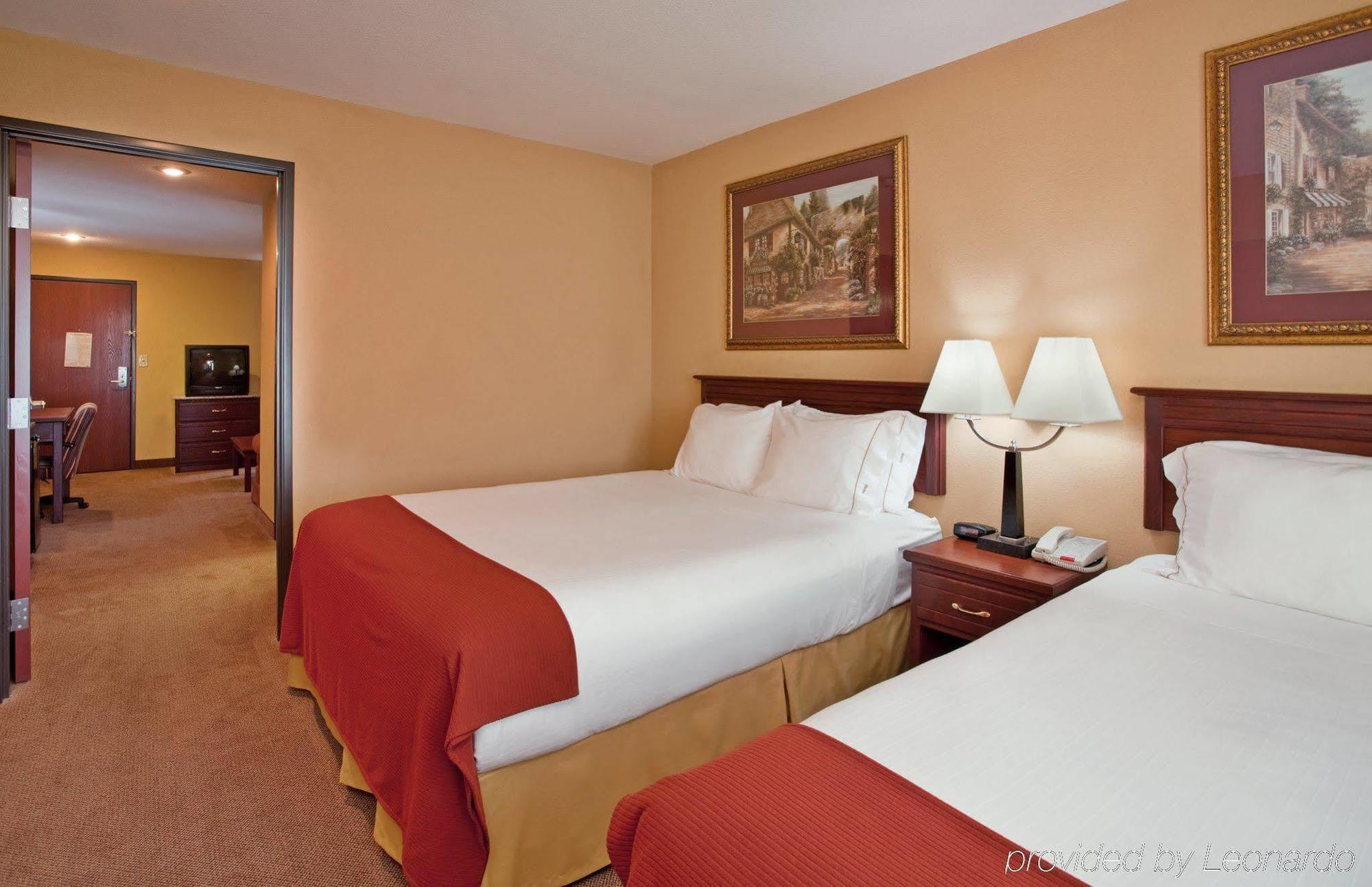Holiday Inn Express Hotel & Suites Maryville By Ihg Quarto foto